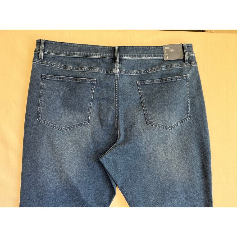 J JILL DENIM Jeans Women's Size 18 Rainstorm Wash Authentic Fit Boot Cut - Picture 6 of 11